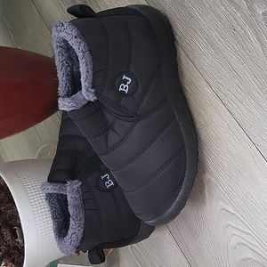 Black BJ, size 7, waterproof